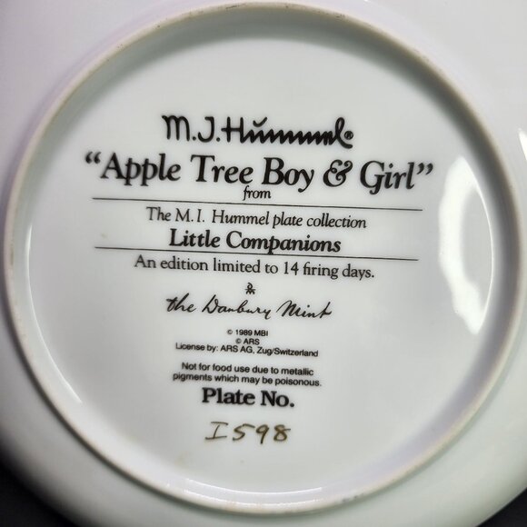 M.J Hummel Apple Tree Boy & Girl Collectors Plate 8'' Danbury Mint 1989 - Picture 4 of 7